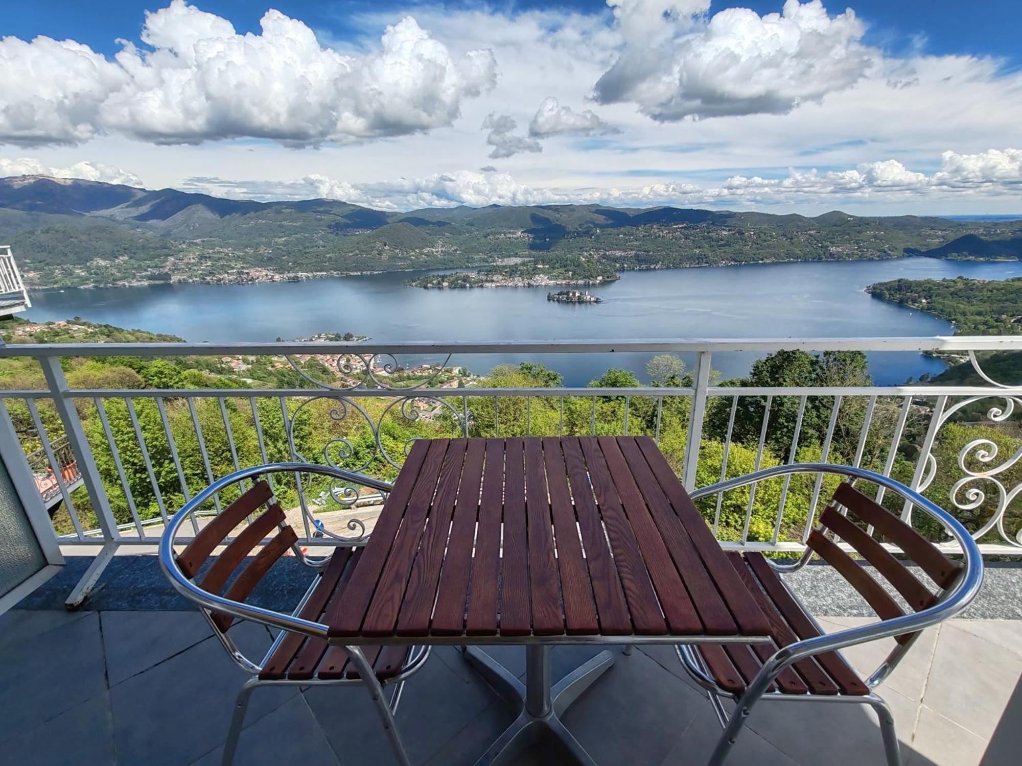 Hotel Panoramico Lago D'Orta (Adults Only) Madonna Del Sasso Exterior foto
